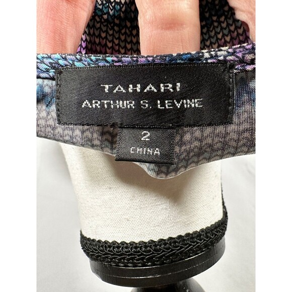 TAHARI ARTHUR S. LEVINE Silky Wrap Dress Size 2 - Picture 4 of 7